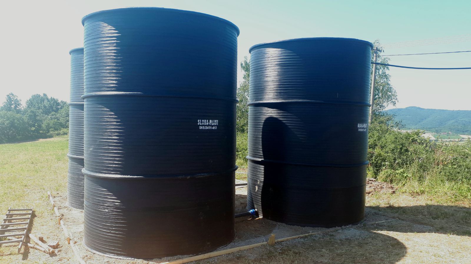 Plastična kaca za fermentaciju voća i navodnjavanje